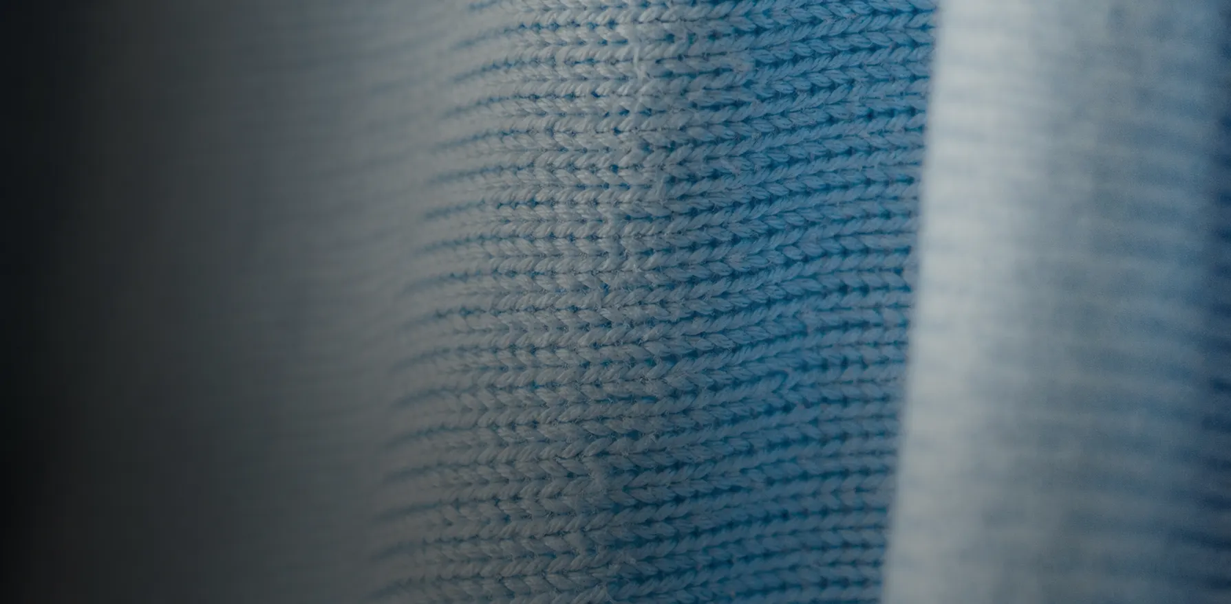 TYKNIT Flachstrickkompetenz von 3GG–12GG für grobe, mittlere und feinere Pulloverstrukturen